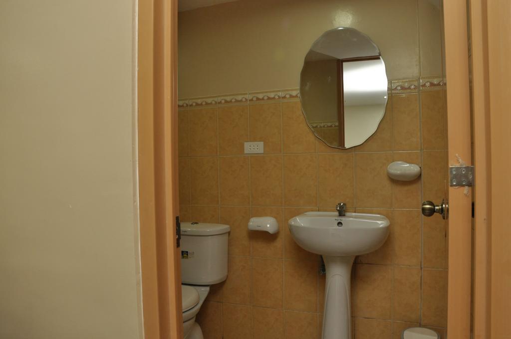 Pal-Watson Apartments Lapu-Lapu City Cameră foto